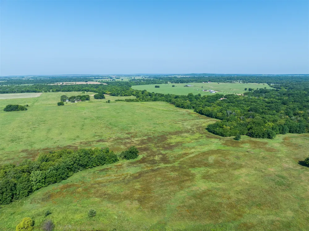 1 320 ROAD Morris, OK 74445