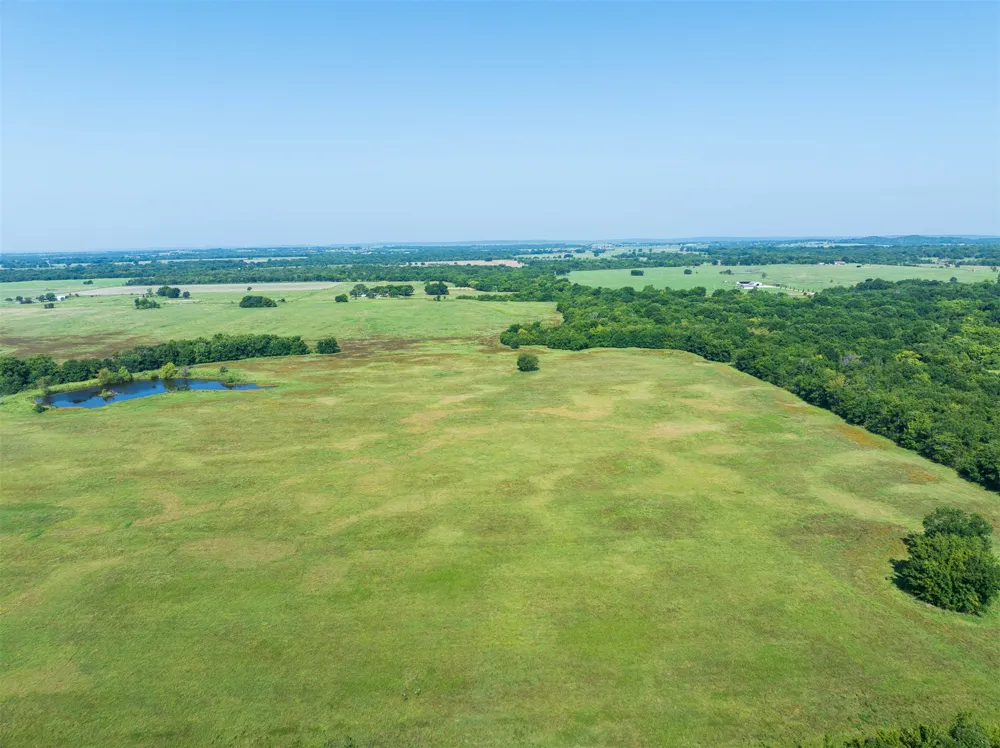 1 320 ROAD Morris, OK 74445