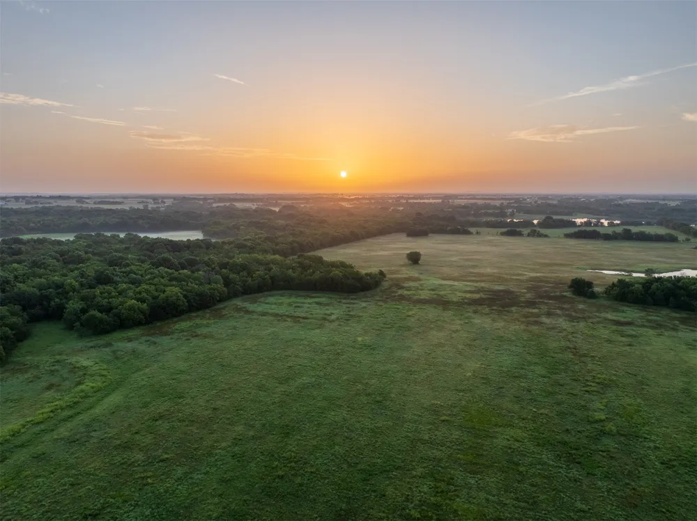 1 320 ROAD Morris, OK 74445