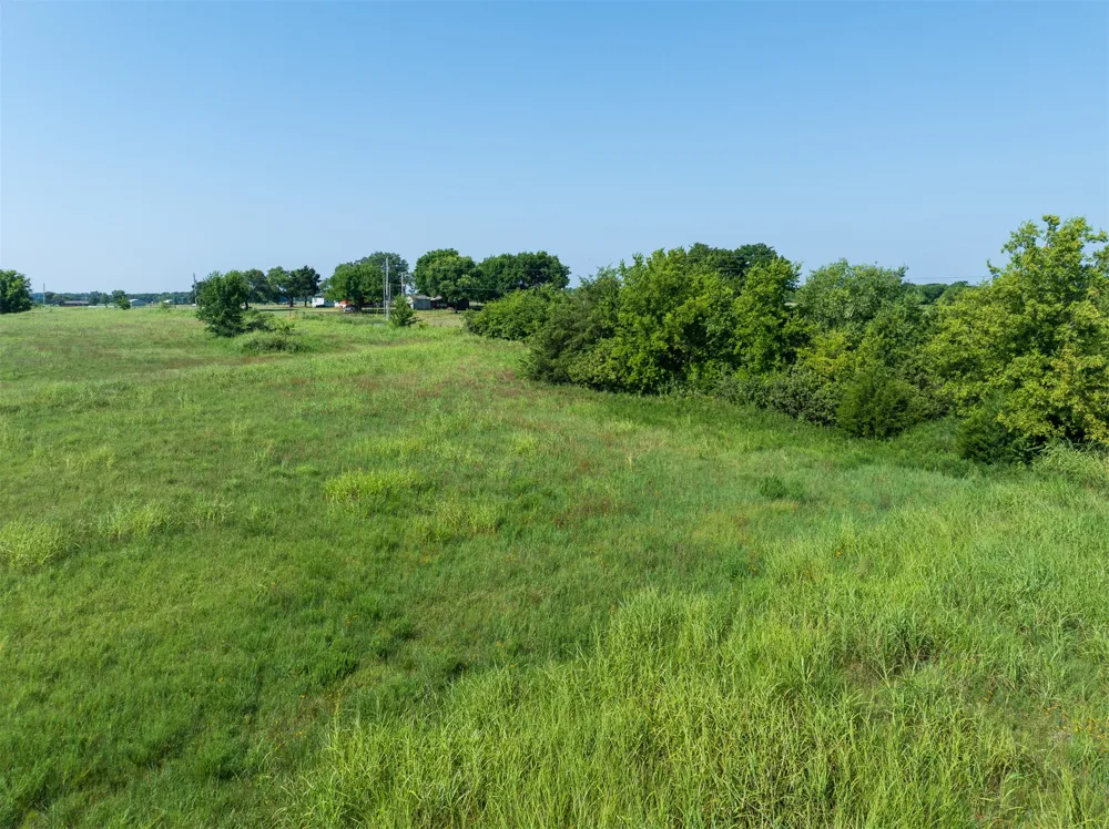 1 320 ROAD Morris, OK 74445