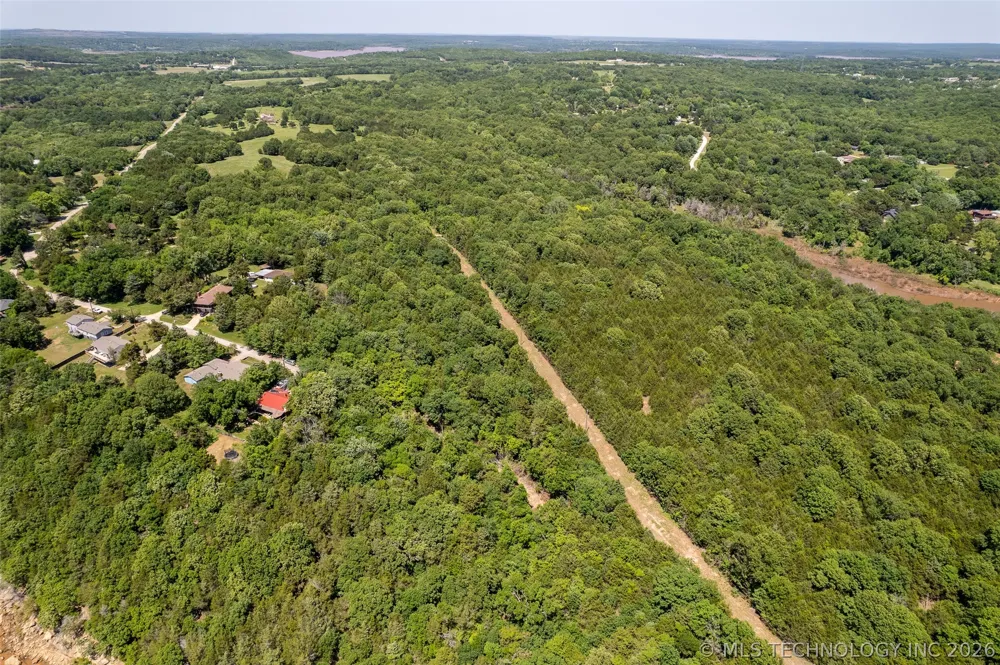 73 E Possum Trot Lane Cleveland, OK 74020