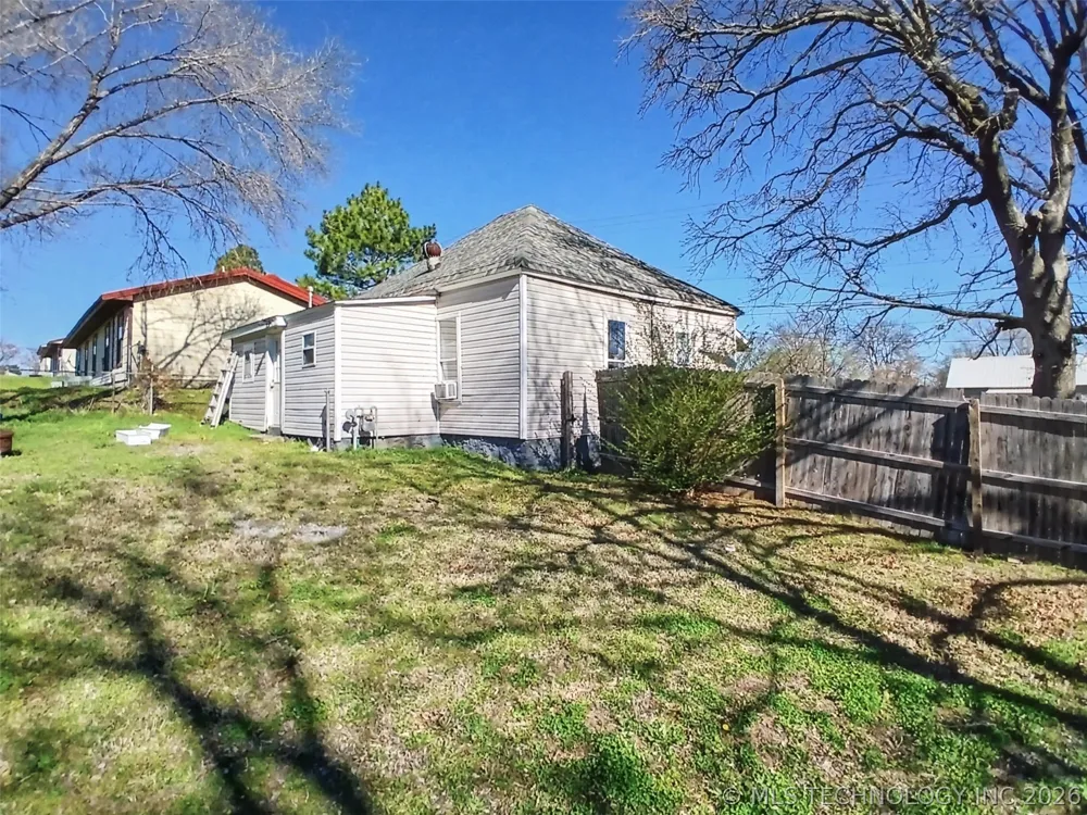 715 W Keetoowah Street Tahlequah, OK 74464