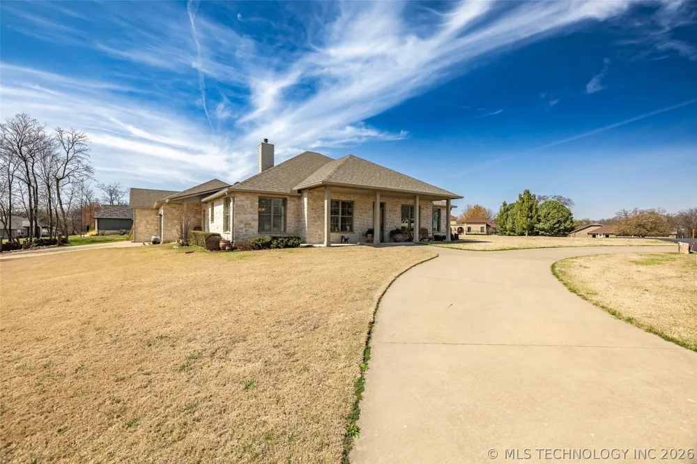 33389 S Coves Drive Afton, OK 74331