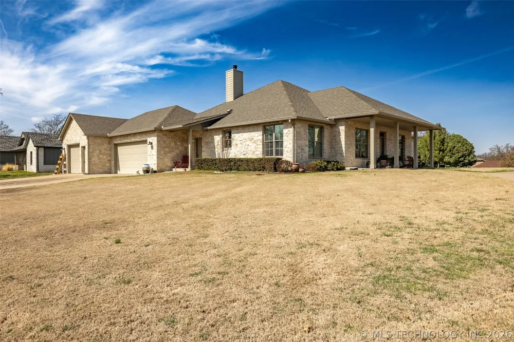 33389 S Coves Drive Afton, OK 74331