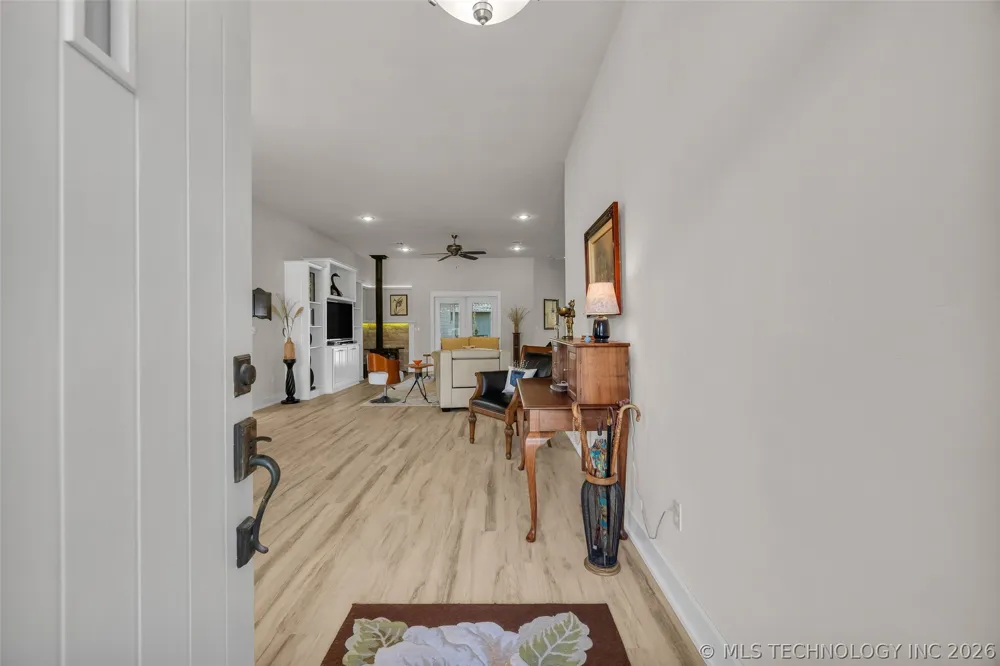 33389 S Coves Drive Afton, OK 74331