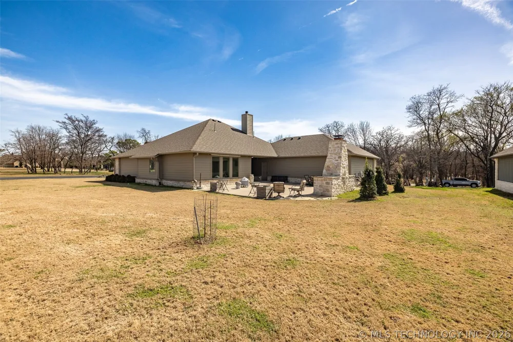 33389 S Coves Drive Afton, OK 74331