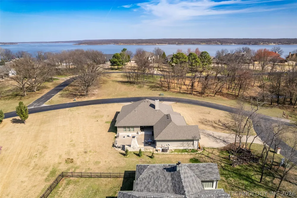 33389 S Coves Drive Afton, OK 74331