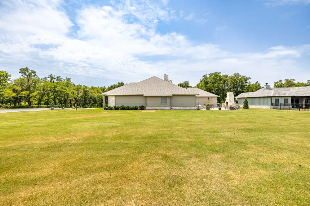33389 S Coves Drive Afton, OK 74331