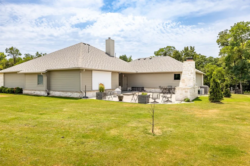 33389 S Coves Drive Afton, OK 74331