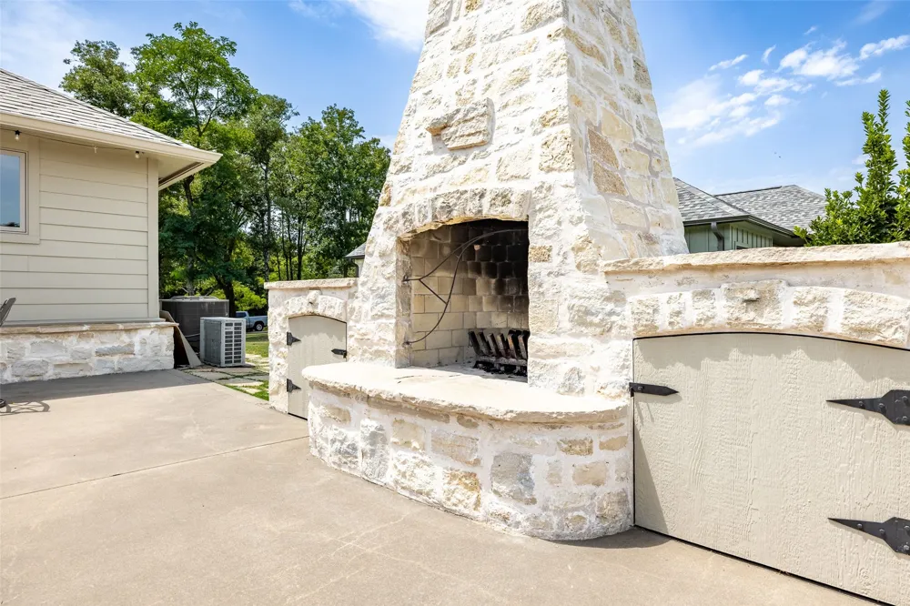 33389 S Coves Drive Afton, OK 74331