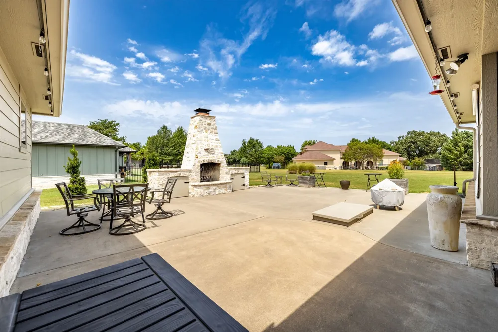 33389 S Coves Drive Afton, OK 74331