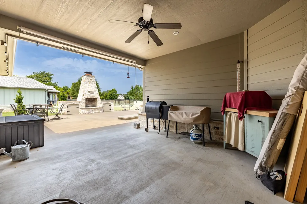 33389 S Coves Drive Afton, OK 74331