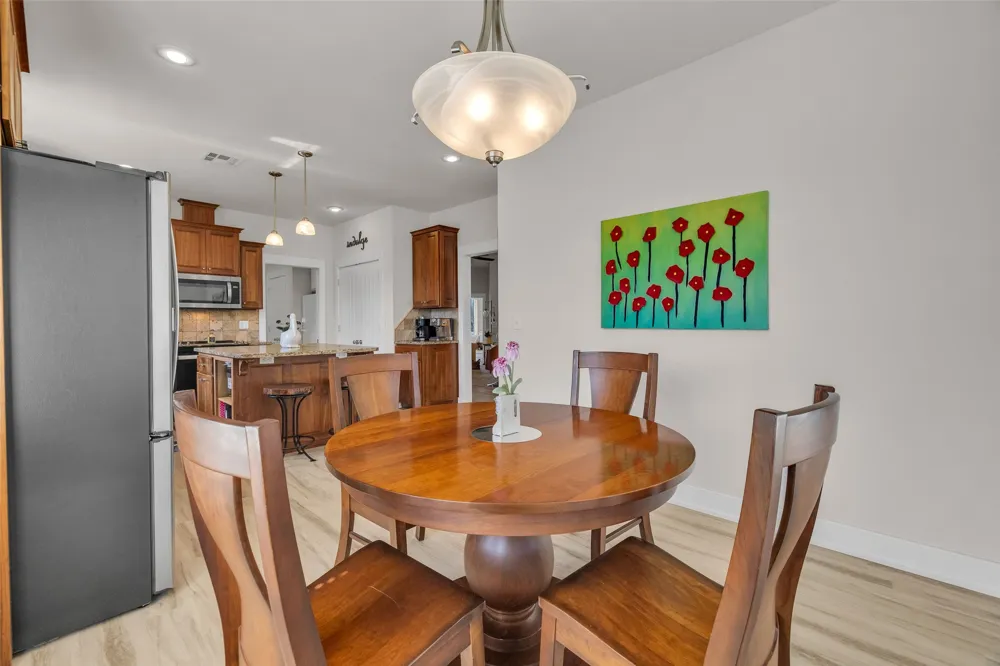 33389 S Coves Drive Afton, OK 74331