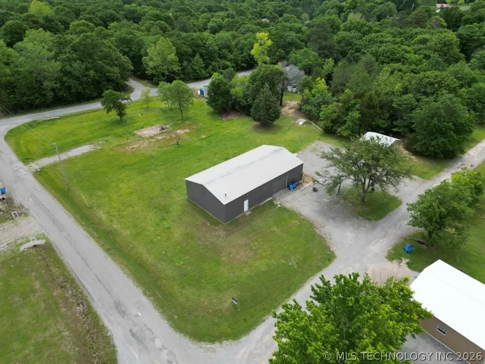 232 Erie Street Canadian, OK 74425
