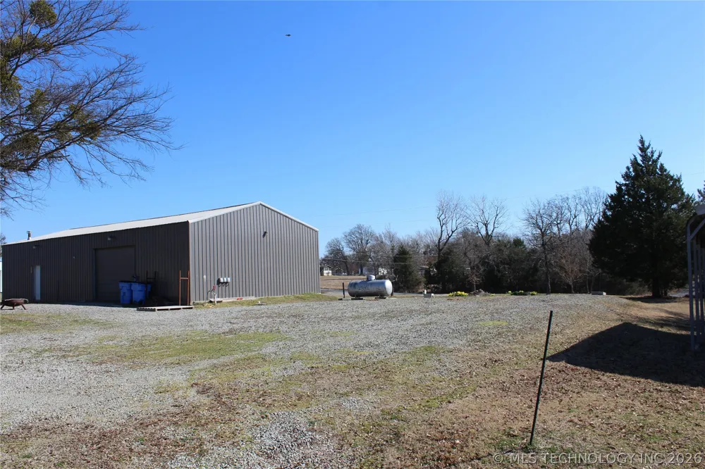 232 Erie Street Canadian, OK 74425