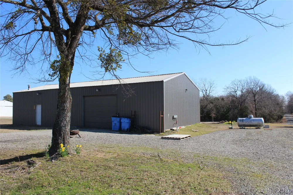 232 Erie Street Canadian, OK 74425