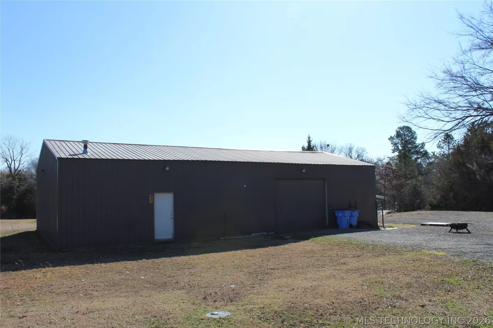 232 Erie Street Canadian, OK 74425