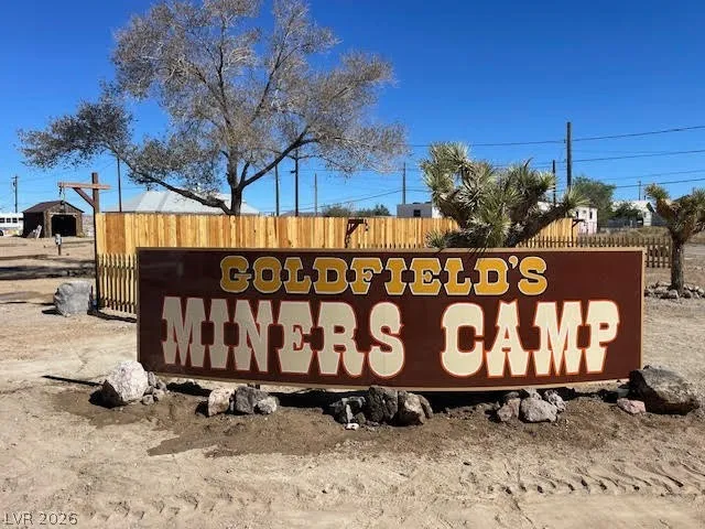 412 Columbia Street Goldfield, NV 89013