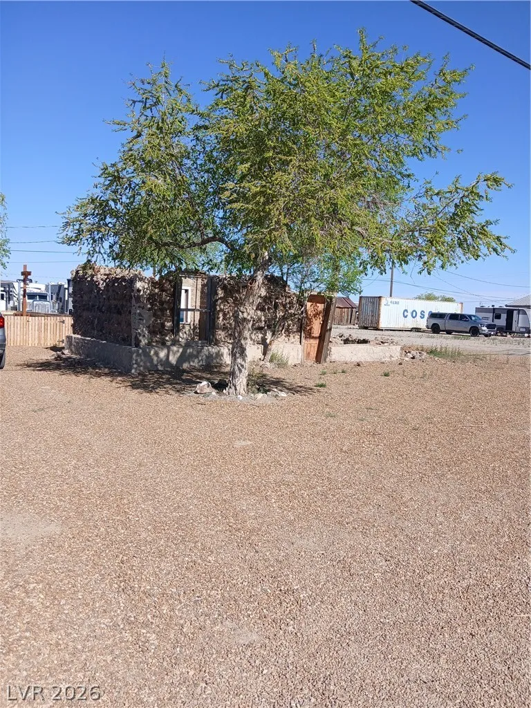412 Columbia Street Goldfield, NV 89013