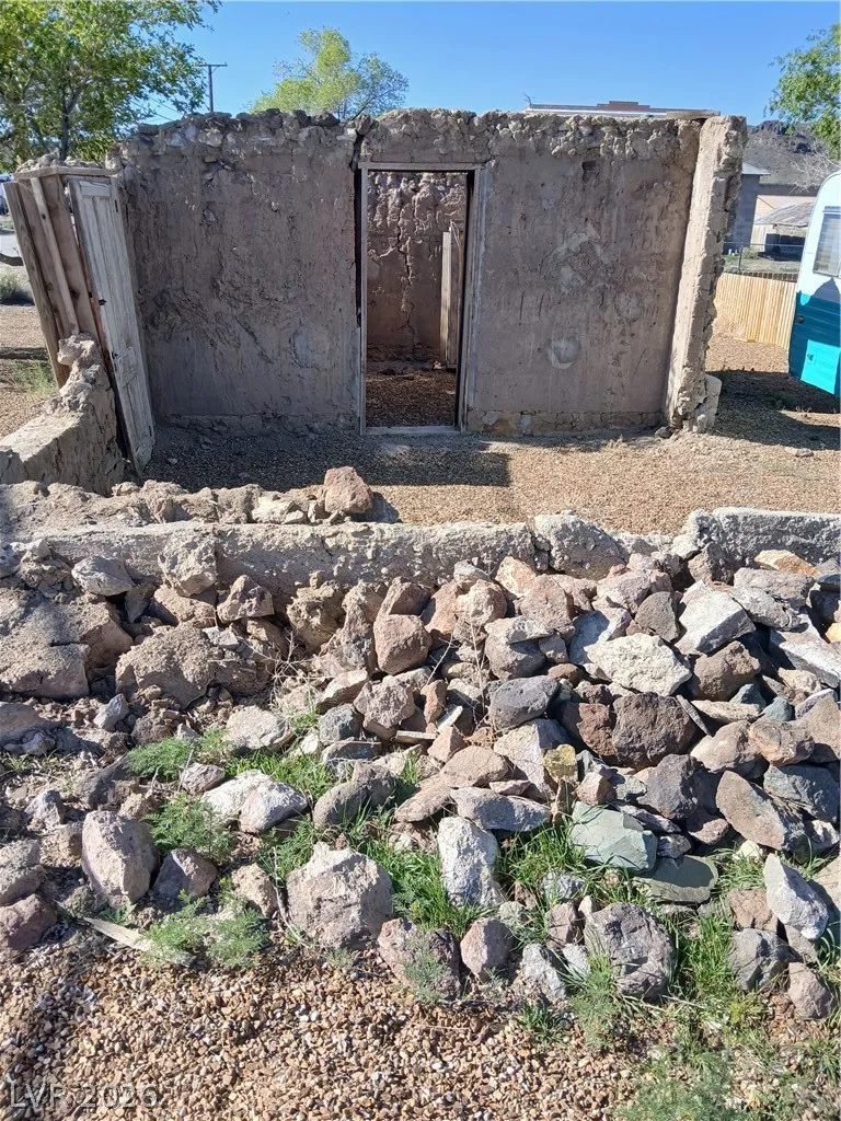 412 Columbia Street Goldfield, NV 89013