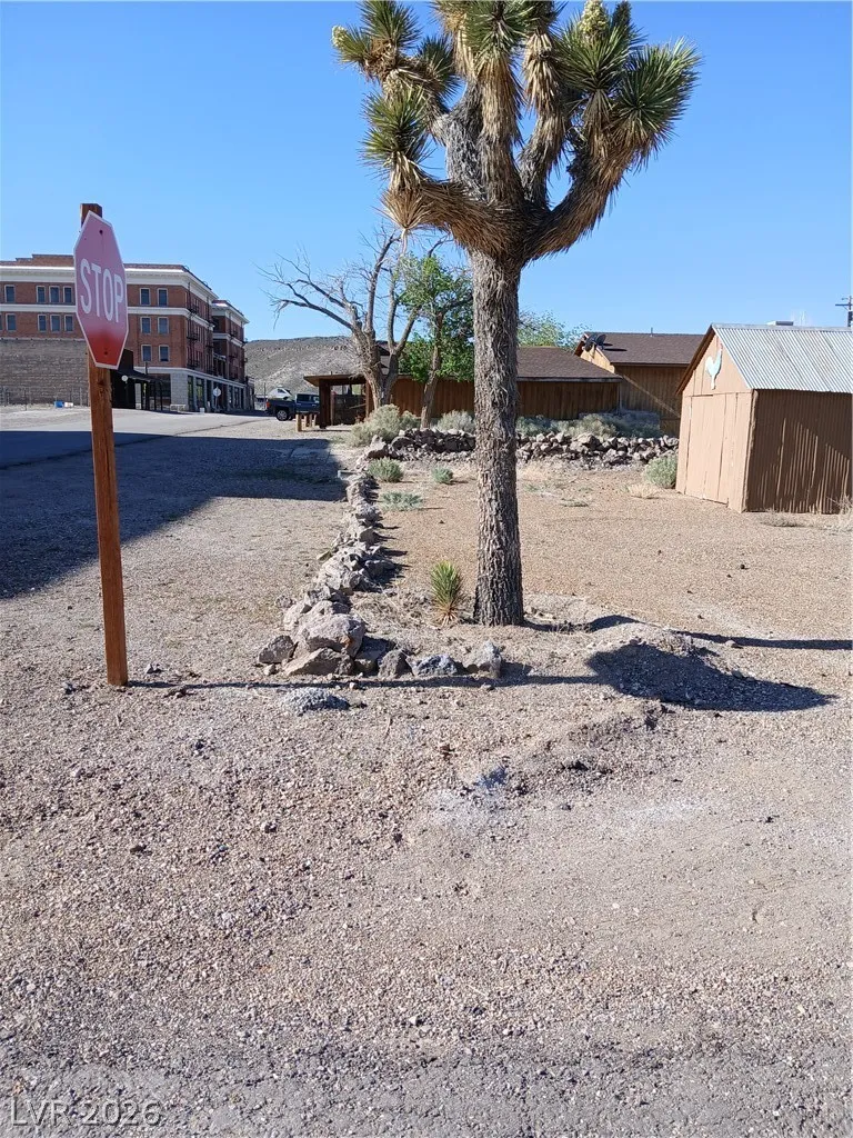 412 Columbia Street Goldfield, NV 89013