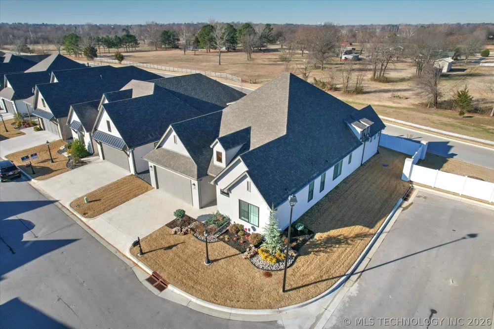 1234 71st Place Broken Arrow, OK 74014