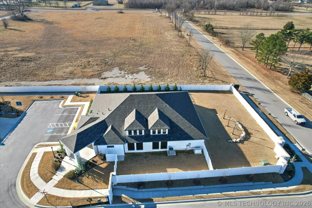 1234 71st Place Broken Arrow, OK 74014