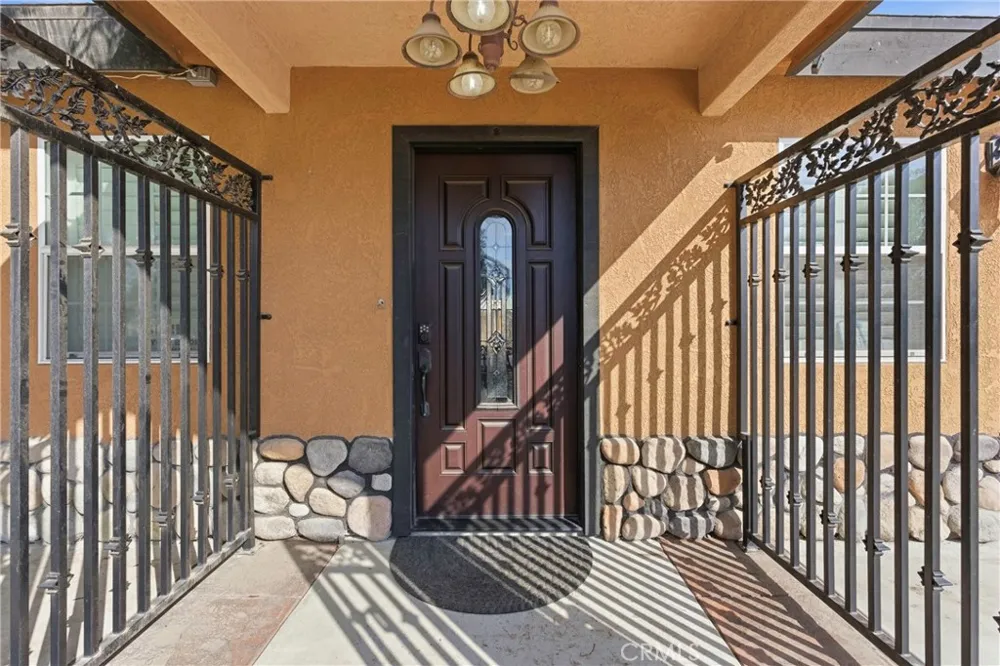 6317 Scenic Way Bakersfield, CA 93309