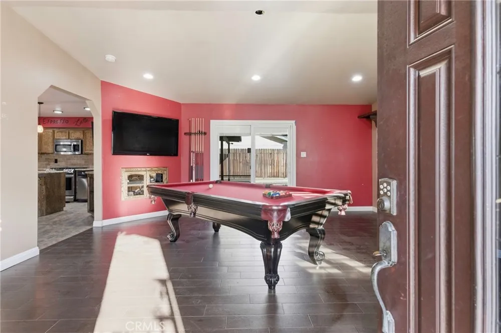 6317 Scenic Way Bakersfield, CA 93309