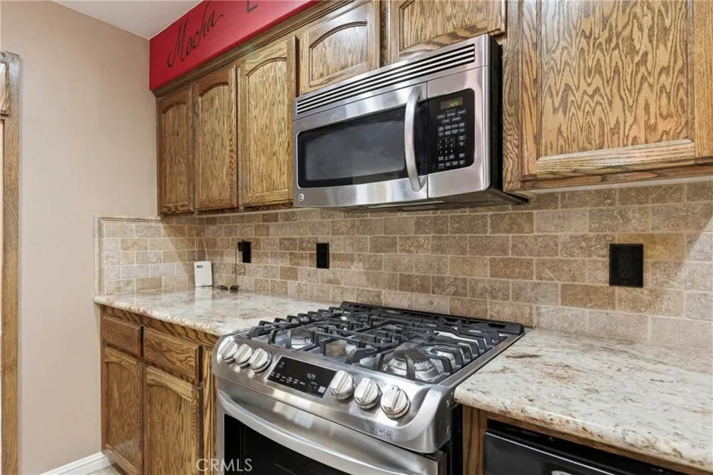 6317 Scenic Way Bakersfield, CA 93309