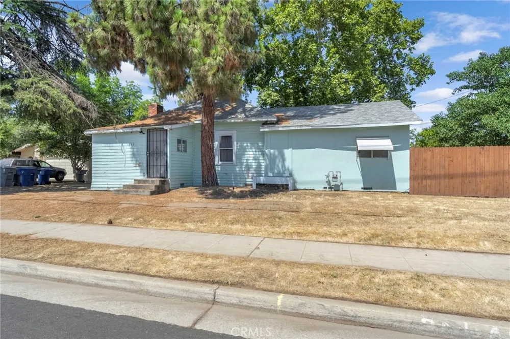 760 Sunnyside Clovis, CA 93611