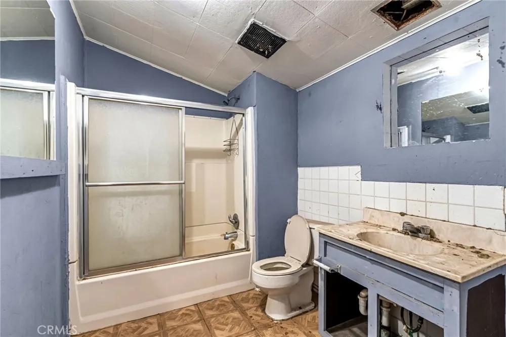 760 Sunnyside Clovis, CA 93611