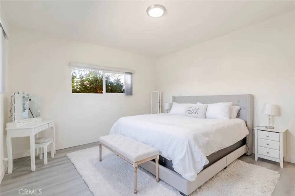6216 Oak Temple City, CA 91780