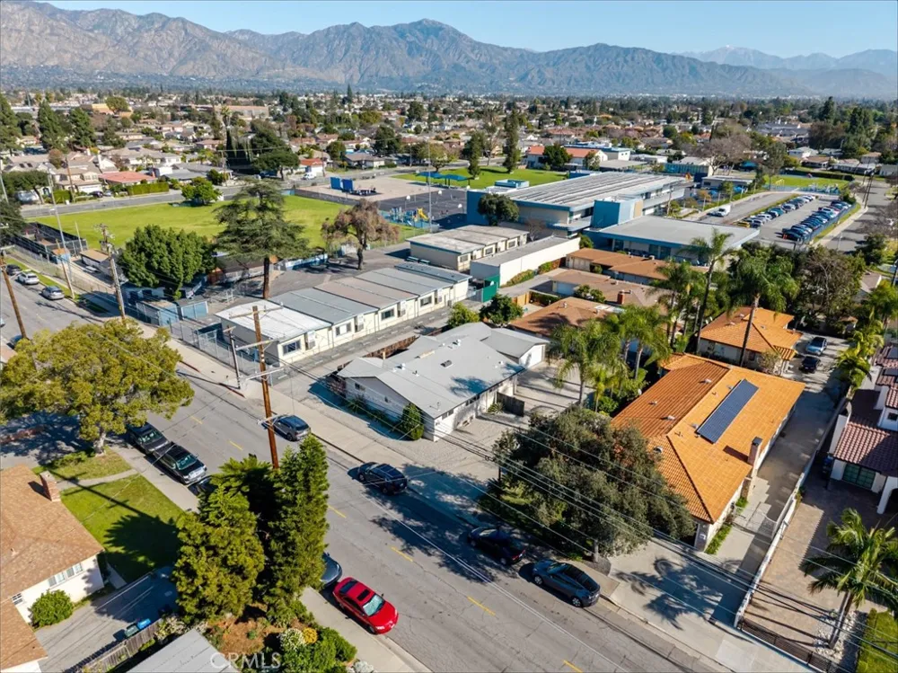 6216 Oak Temple City, CA 91780