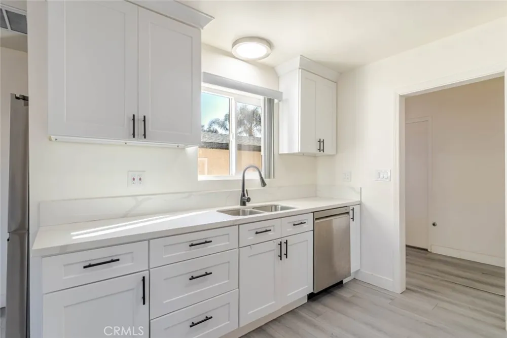 6216 Oak Temple City, CA 91780