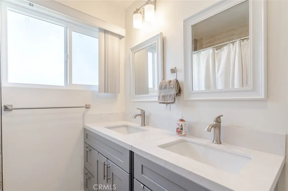 6216 Oak Temple City, CA 91780