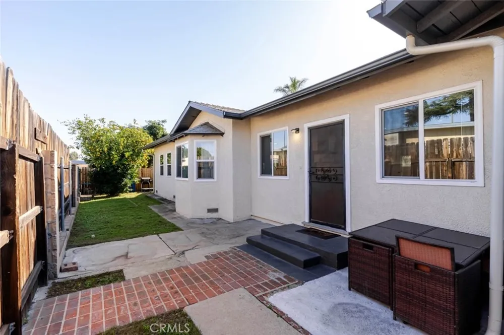 6216 Oak Temple City, CA 91780