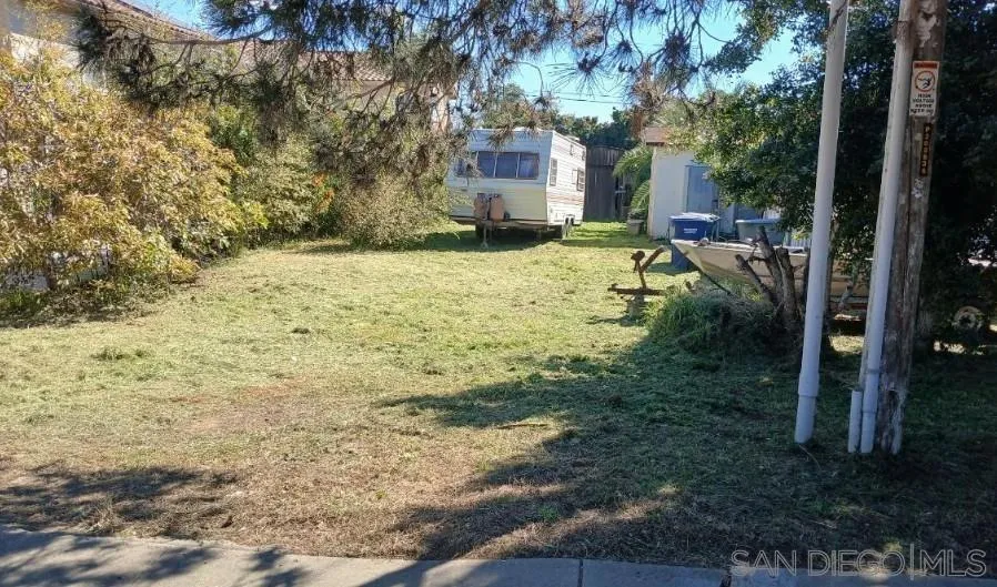875 11th Street Imperial Beach, CA 91932