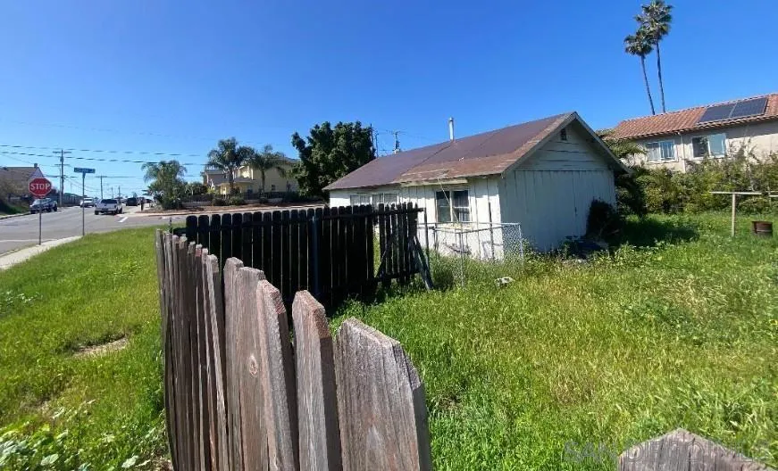 875 11th Street Imperial Beach, CA 91932