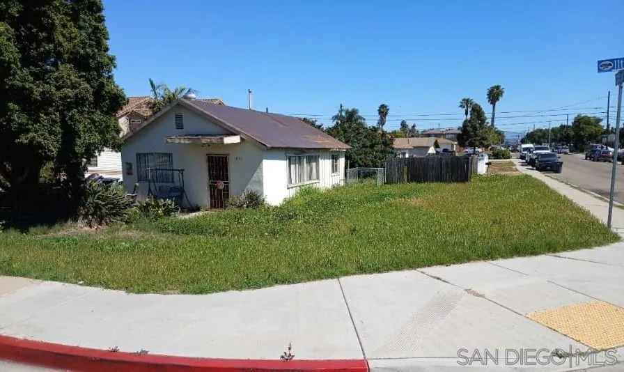 875 11th Street Imperial Beach, CA 91932