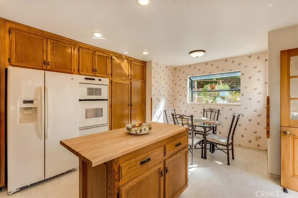 3171 Rogers Drive Cambria, CA 93428