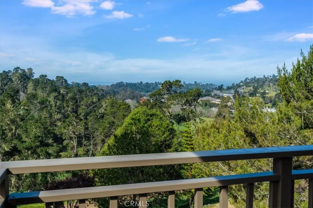 3171 Rogers Drive Cambria, CA 93428