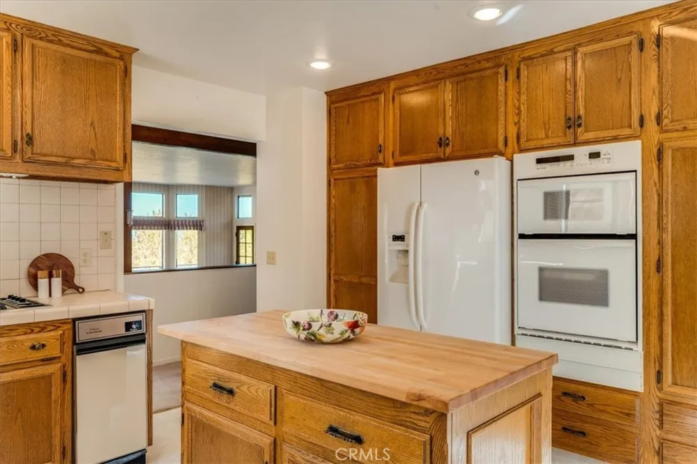 3171 Rogers Drive Cambria, CA 93428