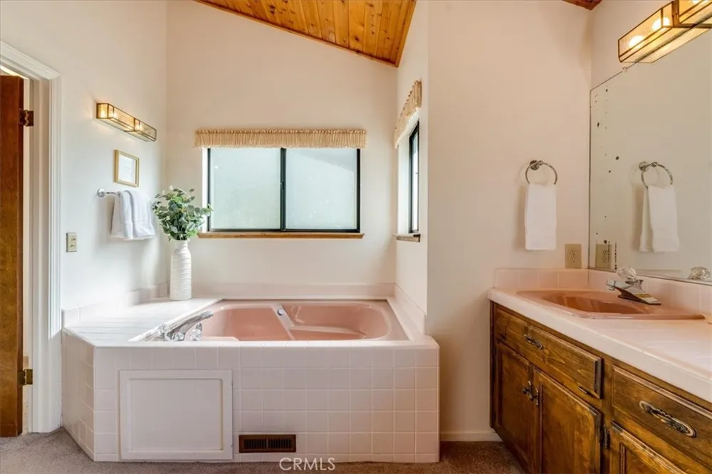 3171 Rogers Drive Cambria, CA 93428