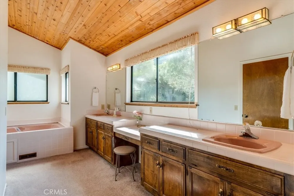3171 Rogers Drive Cambria, CA 93428
