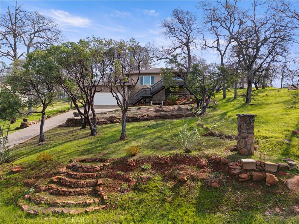 17444 Meadow View Drive Hidden Valley Lake, CA 95467