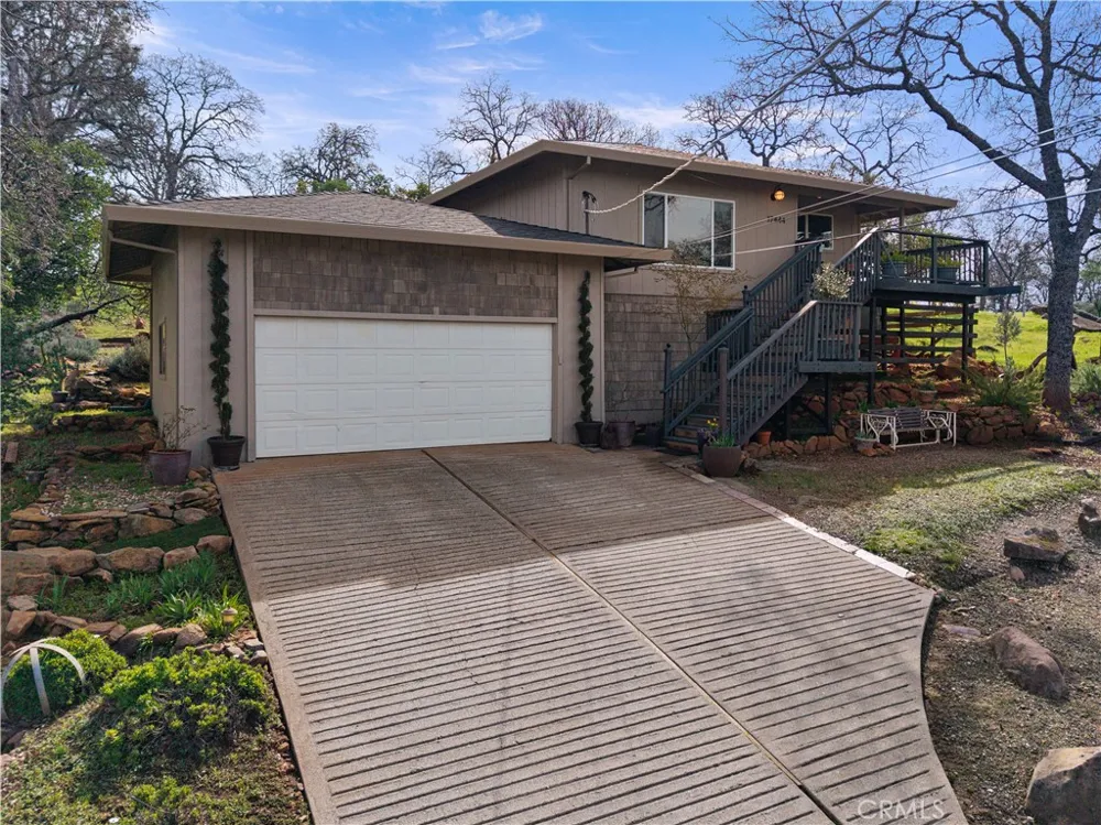 17444 Meadow View Drive Hidden Valley Lake, CA 95467