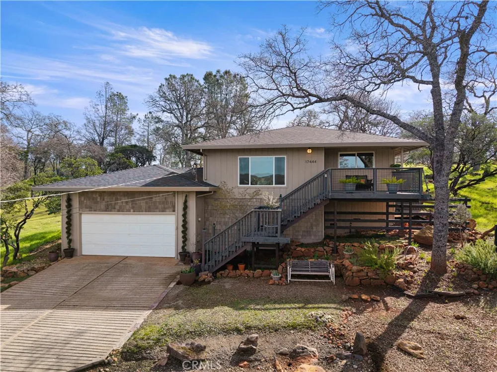 17444 Meadow View Drive Hidden Valley Lake, CA 95467