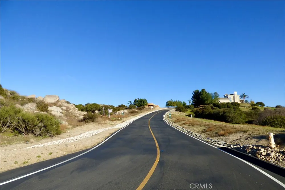 23016 Sky Mesa Road Homeland, CA 92548