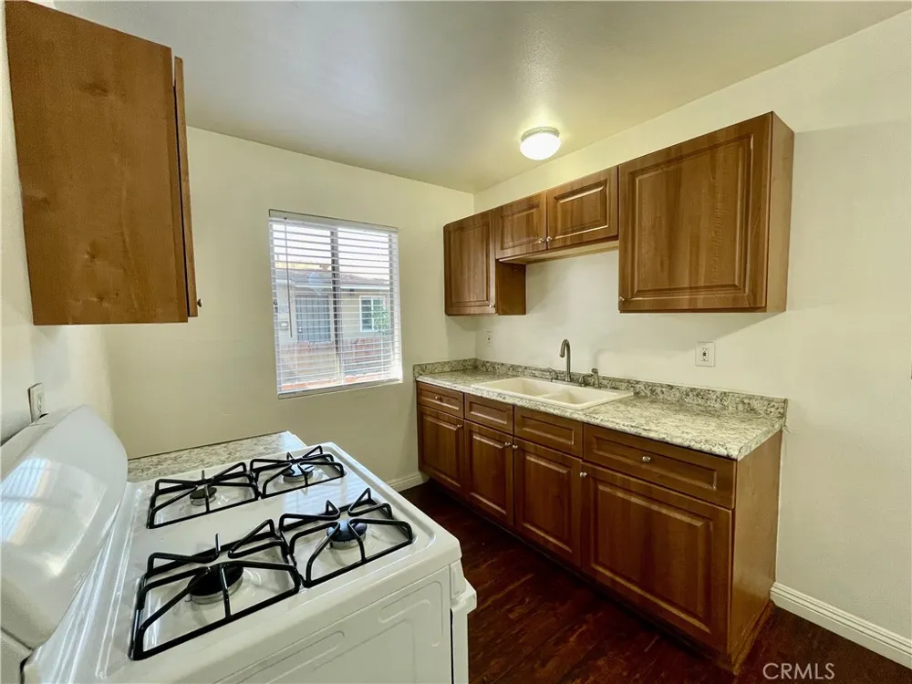 935 E Route 66 Glendora, CA 91740